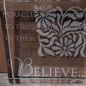 Seagull Studios Crystal